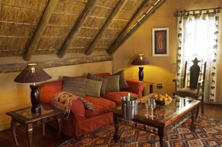 Others 5, Deception Valley Lodge, Ngamiland East