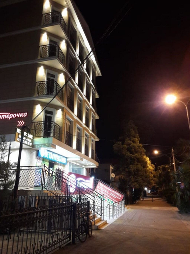 Exterior & Views 2, Apartment on Demokraticheskaya str 45-2, Sochi gorsovet