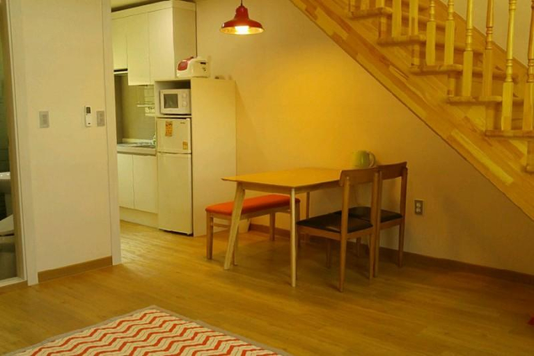 5, Paju One Frame Pension, Paju