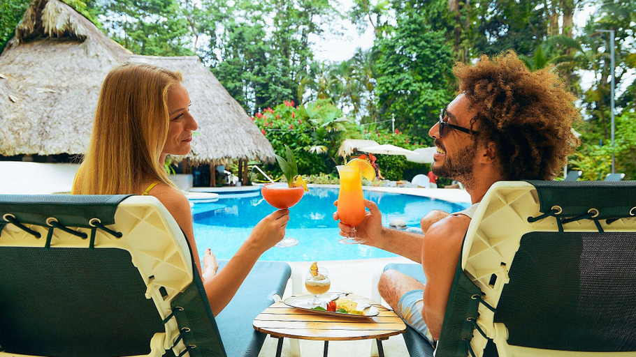 Food & Drinks 5, Cariblue Beach and Jungle Resort, Talamanca