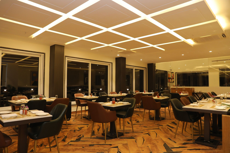 Food & Drinks 5, Pagoda Centurion, Dehradun
