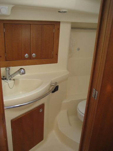 Bathroom, Sailing Yacht by Owner, Holidays to Greek Islands, Attica