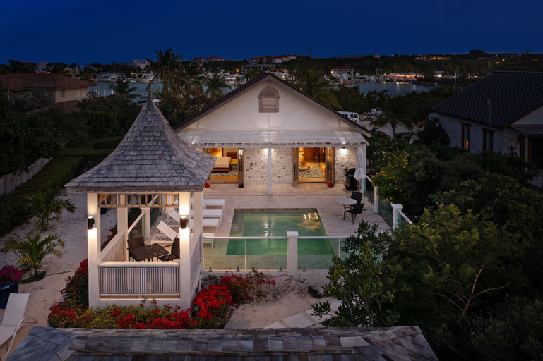 Exterior & Views 2, Callaloo Cottage