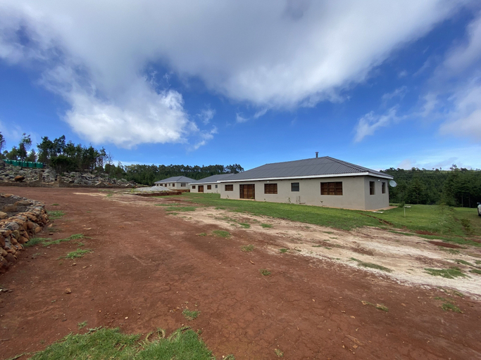 Exterior & Views 2, Iter Away Highland Lodge, Nyanga