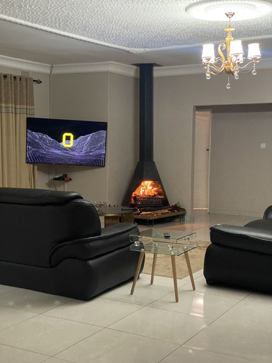 Others 5, Iter Away Highland Lodge, Nyanga