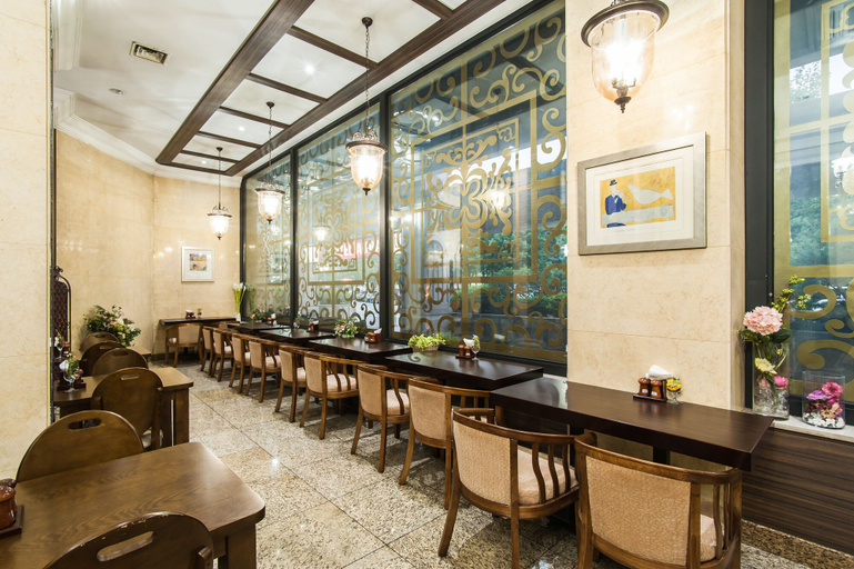 Food & Drinks 4, Hotel Aura, Hwaseong