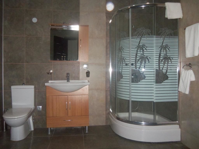 Bathroom, Palm Beach Hotel, Zugdidi