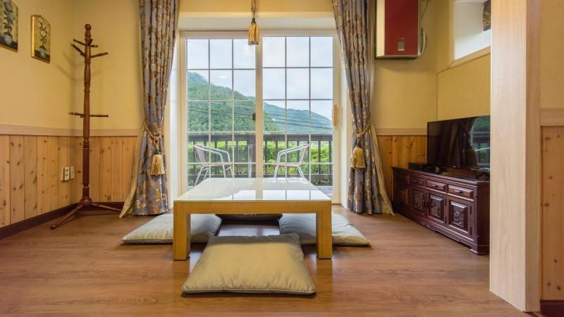 Bedroom 2, Jeongseon Suilmananmulga Pension, Jeongseon