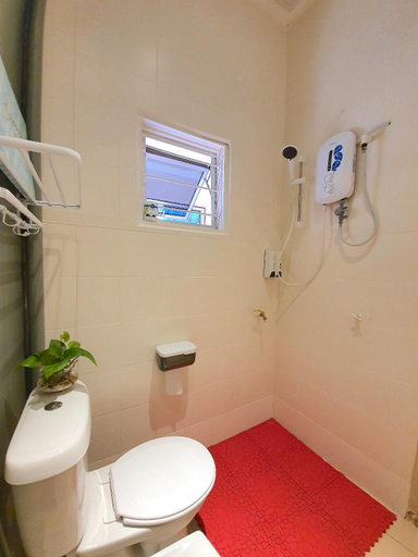 Others 3, Jenjarom No. 32 Modern Cozy Homestay for 4 Pax, Kuala Langat