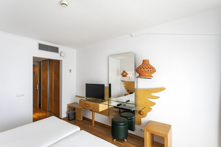 Bedroom 9