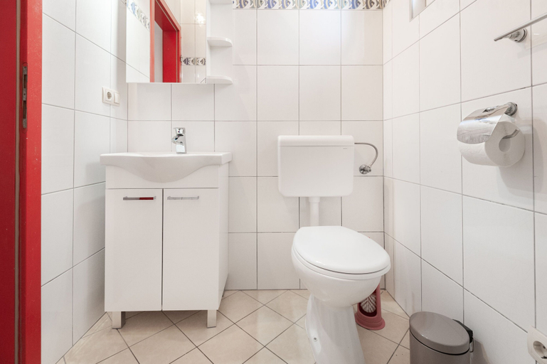 Bathroom 4, Apartments Tomic, Dugi Rat