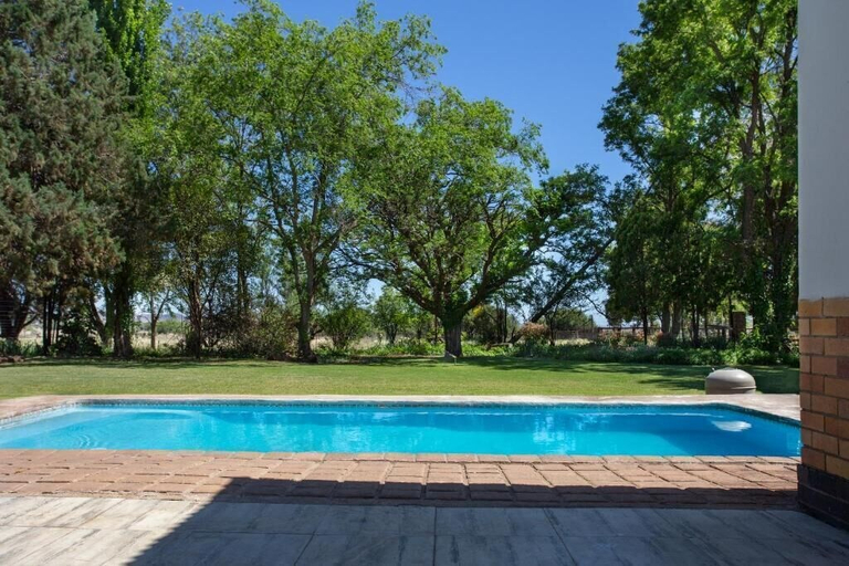 Sport & Beauty 5, Gannabos Guest House, Joe Gqabi