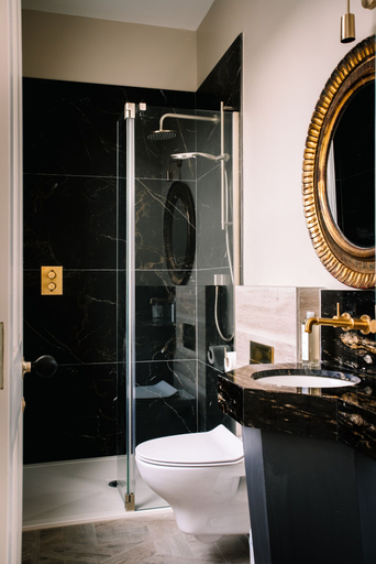 Bathroom 5, Arthurs, Lisburn and Castlereagh