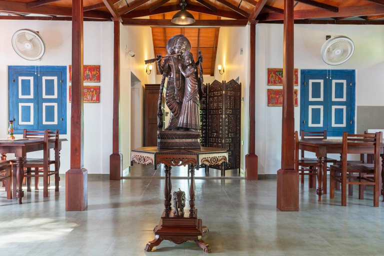 Public Area 4, TheBlues, Habaraduwa