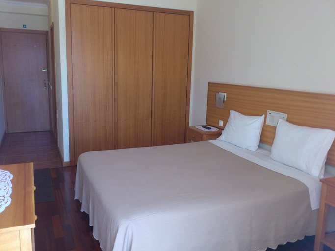 Bedroom 4, Hotel Lagoa Azul do Gerês, Terras de Bouro