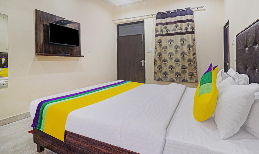 Bedroom 3, Hotel Albie Stay, Near Railway Station Chandigarh, Chandigarh