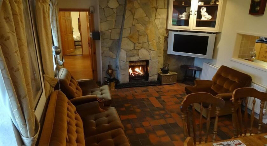 Others 4, Lough Shore Cottage, Mid Ulster
