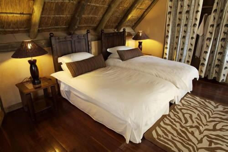 Bedroom 1, Deception Valley Lodge, Ngamiland East
