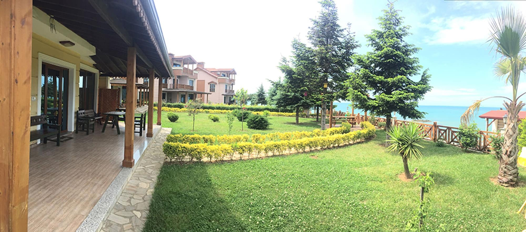 Garden, Ravza Villas, Arsin