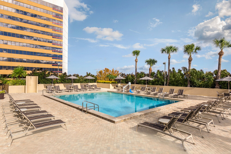 Sport & Beauty 2, DoubleTree by Hilton Hotel Orlando Downtown, Orange