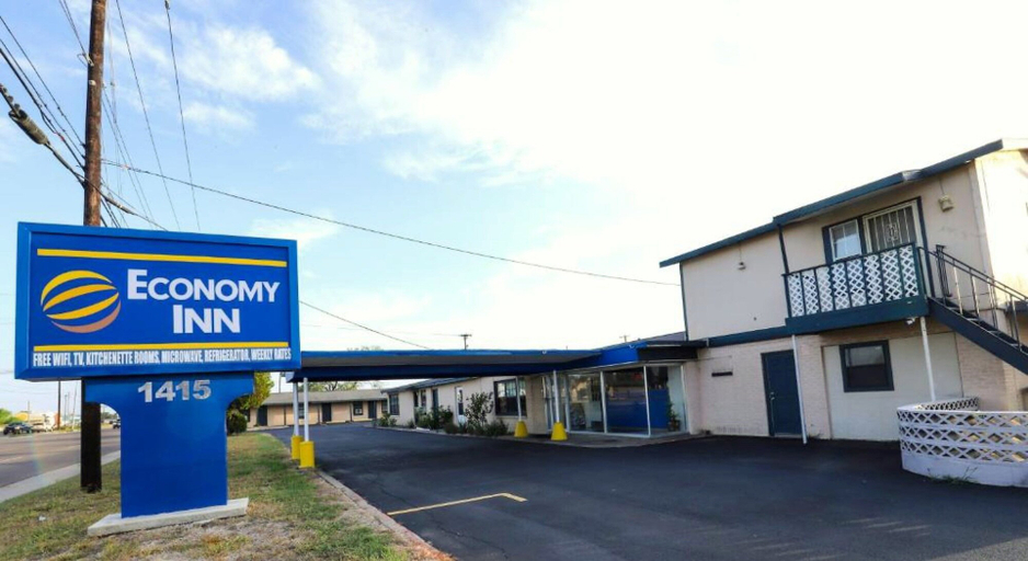 Exterior & Views 2, Economy Inn Kingsville, Kleberg