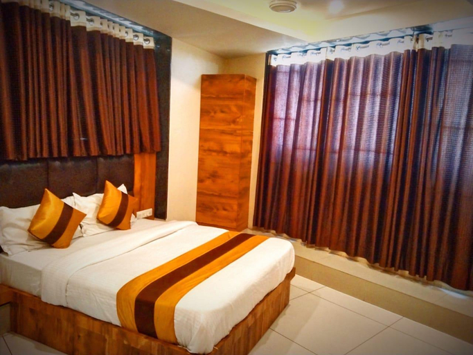 Others 2, Hotel Phoenix, Gandhinagar