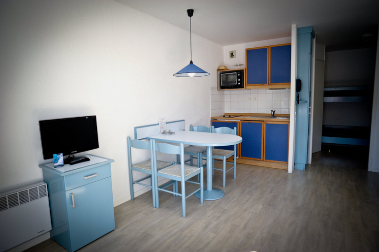 Dining Room 5