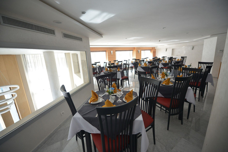 Food & Drinks 5, Hotel Annakhil, Rabat