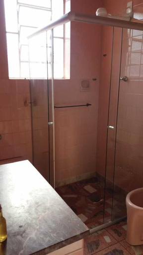 Bathroom 3, Pousada Charlotte, Tiradentes