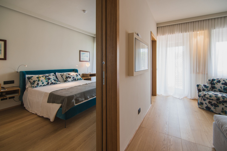 Bedroom 13