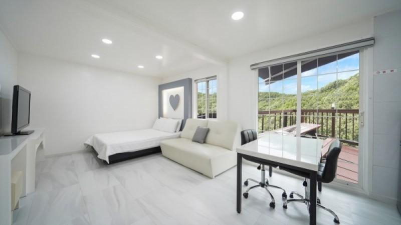 Bedroom 2, Gapyeong Rose Pension, Gapyeong