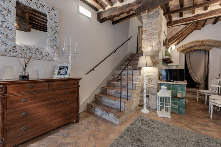 Borgo San Quirico d'Orcia B&B - Capitano Collection - Albergo diffuso, Siena