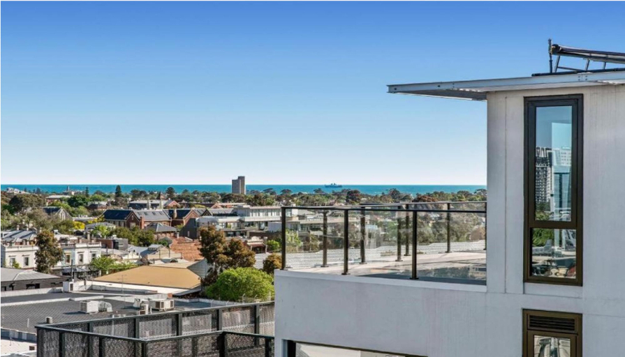 Others 4, Luxury Penthouse with Bay and City Views, Melbourne