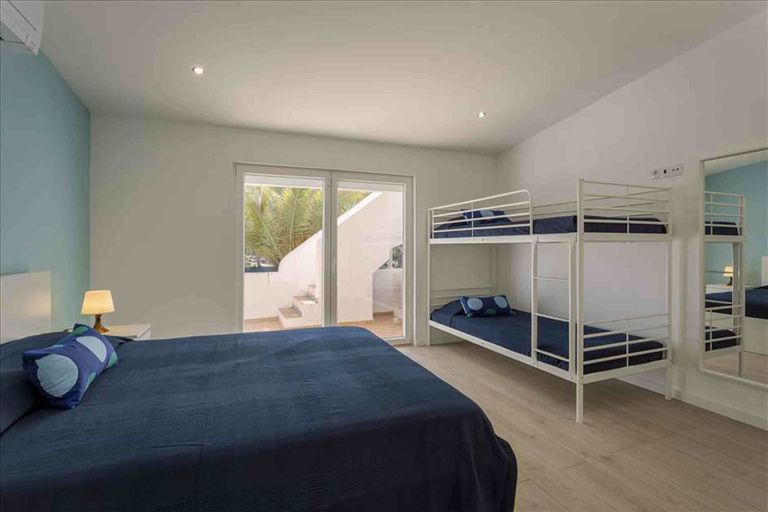 Bedroom 4, Vicky Rae Beach House, Loulé