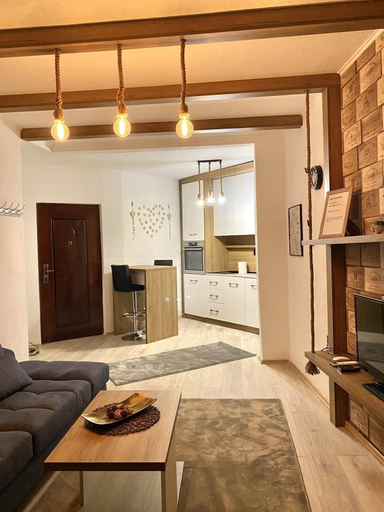 Others 5, Nessi Apartment, Priština