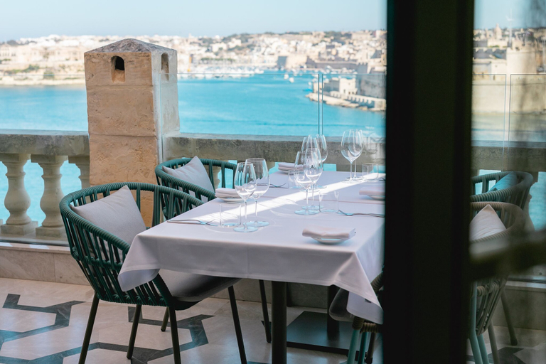 Food & Drinks 5, Iniala Valletta