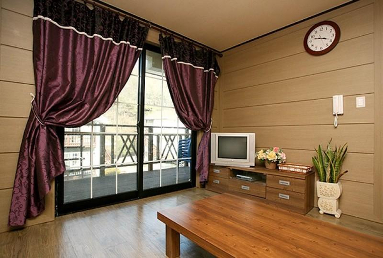 Others 4, Yongin Happy Tree Pension, Yongin
