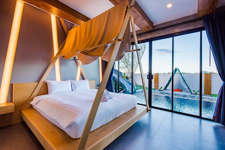Bedroom 2, Holiday Sunset Private Pool Villa, Hua Hin