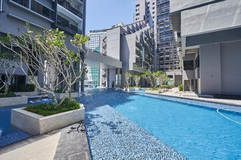 Sport & Beauty 2, MJHolidayB2142 {BreezySeaView} PrivateJacuzziVilla, Malacca City