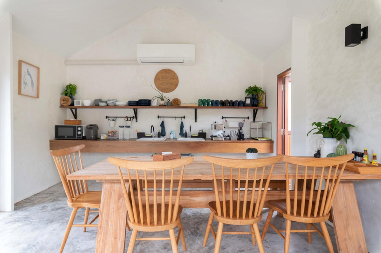 Others 5, The Little White Bird Traveler Hostel, K. Ko Kut