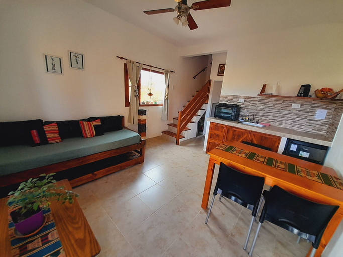 Others 5, Amaru Apart, Cafayate