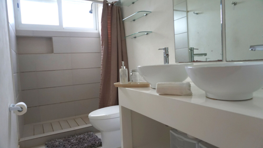 Bathroom, CARIBE Beachfront 2 BDR- Incredible Oceanview, Isla Mujeres