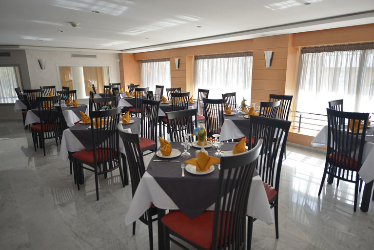 Food & Drinks 4, Hotel Annakhil, Rabat