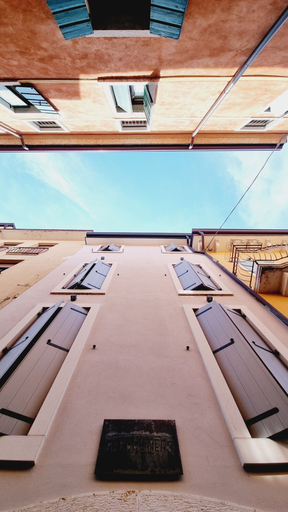 Exterior & Views, Bardoliners, Verona