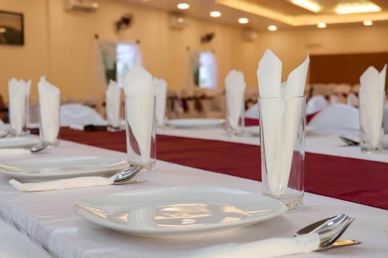 Food & Drinks 5, Paloma Guest House & Restaurant, Kenema