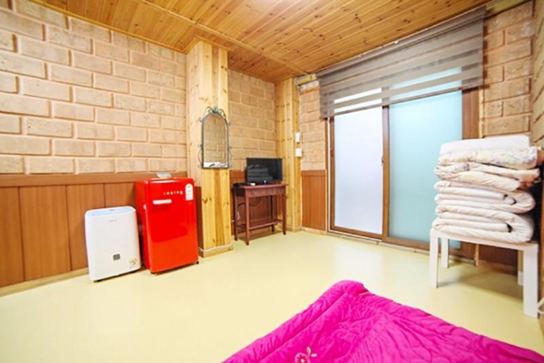 Bedroom, Hongcheon Home Town Spring Pension, Chuncheon