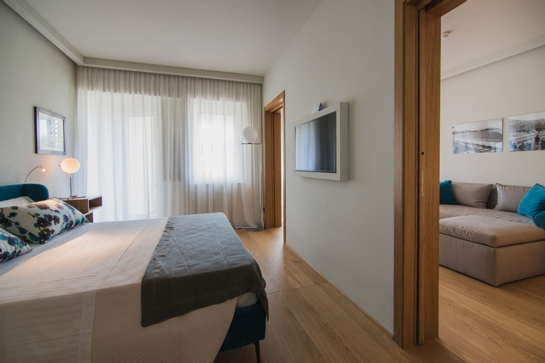 Bedroom 15