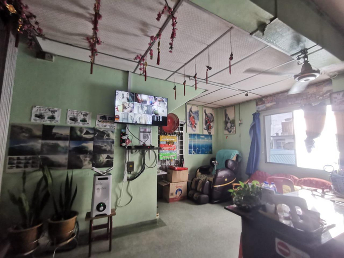 Food & Drinks 5, SPOT ON 90625 Super Green Grass Hotel, Batu Pahat