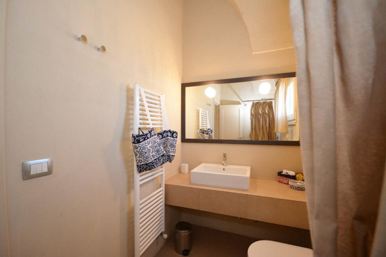 Bathroom 5, Volte e Voltini in Nard, Lecce
