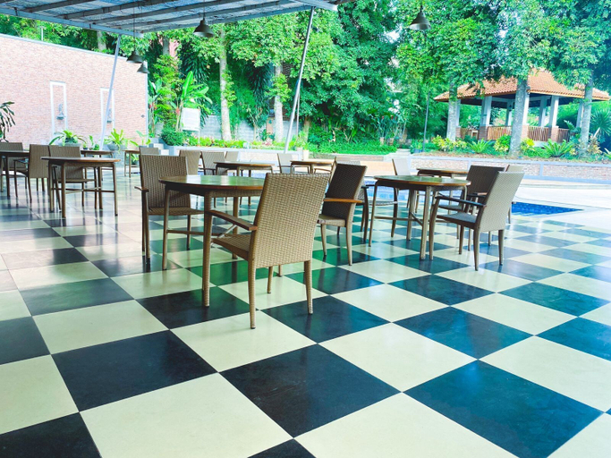 Food & Drinks 4, De Ningrat Topas Galeria, Bandung